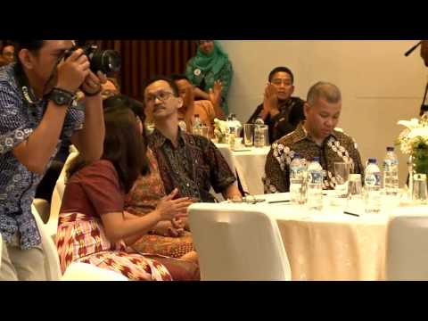 Embedded thumbnail for Green Prosperity Knowledge Fair - Penyerahan Hadiah Photo Story Competition